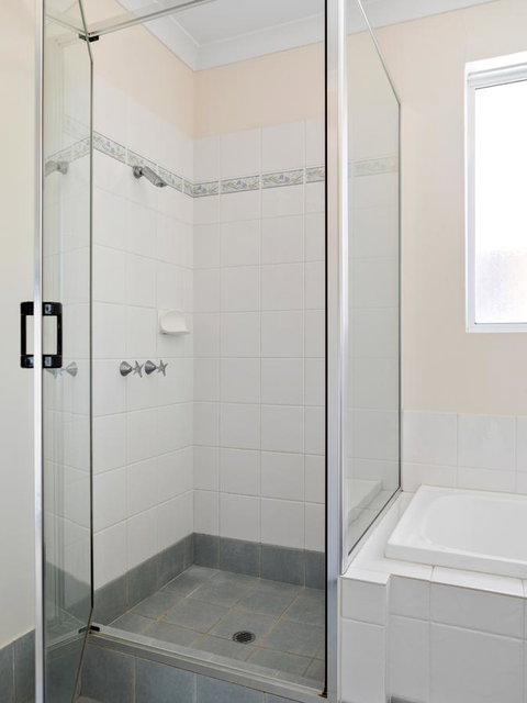 Cooper Street - Accommodation Australia 21