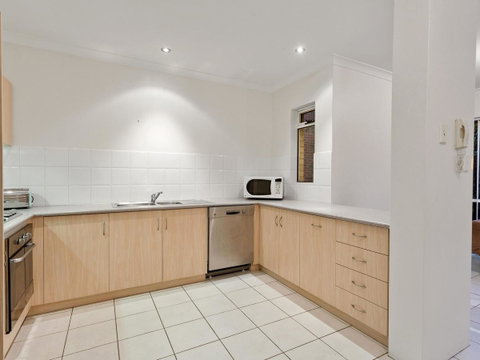 Cooper Street - Accommodation Australia 24