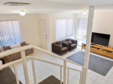 Cooper Street - Accommodation Australia 5