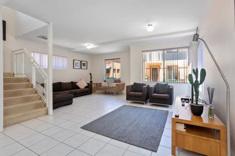 Cooper Street - Accommodation Australia 3