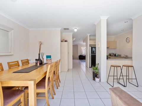 Cooper Street - Accommodation Australia 34
