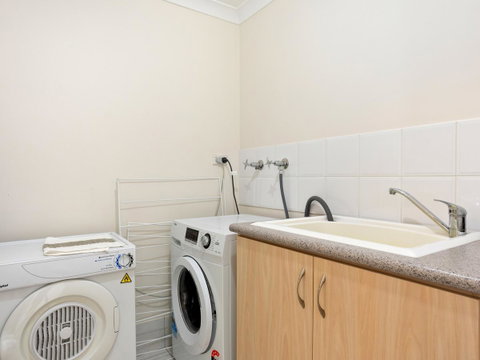Cooper Street - Accommodation Australia 36