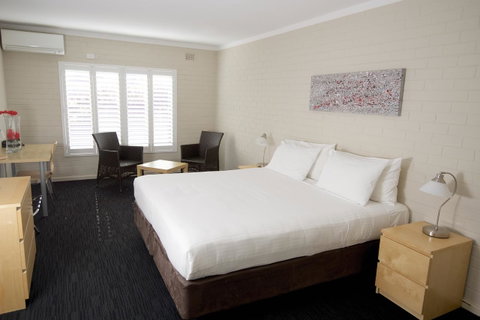 The Murray Hotel - Accommodation Australia 9