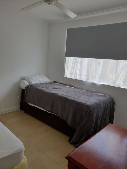 DIANELLA Budget Rooms Happy Place To Stay - Accommodation Australia 2