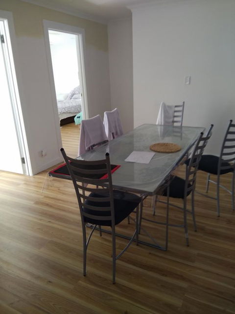 DIANELLA Budget Rooms Happy Place To Stay - Accommodation Australia 16