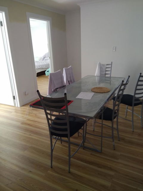 DIANELLA Budget Rooms Happy Place To Stay - Accommodation Australia 34