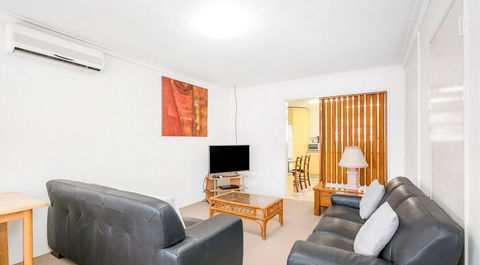 The Bluff Point - Accommodation Australia 7