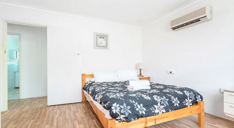 The Bluff Point - Accommodation Australia 6