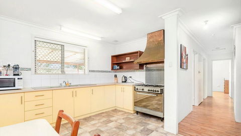 The Bluff Point - Accommodation Australia 5
