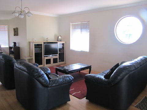 Ocean View Retreat - Accommodation Australia 1