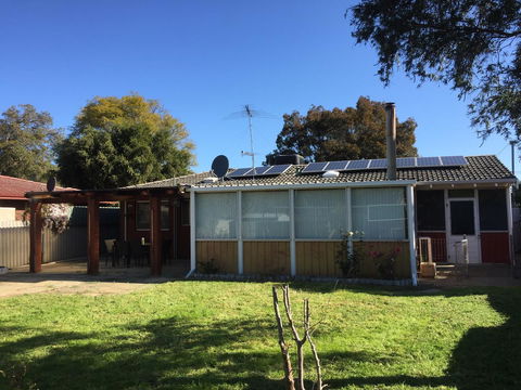 â˜… Stylish Family Home! â˜… - Australia Shopping 26