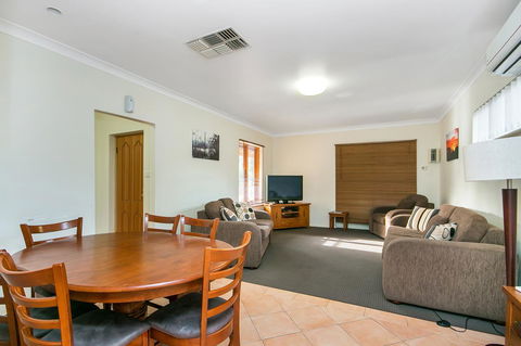 Coranda Lodge - Accommodation Australia 5