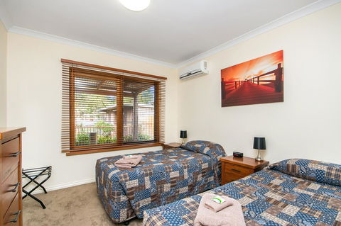 Coranda Lodge - Accommodation Australia 15