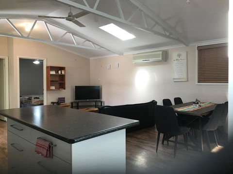 Sabai Accommodation - Local Tourism 21