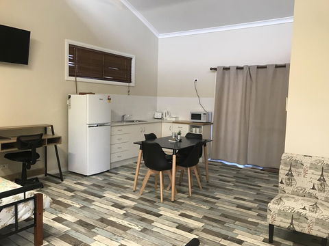 Sabai Accommodation - Local Tourism 12