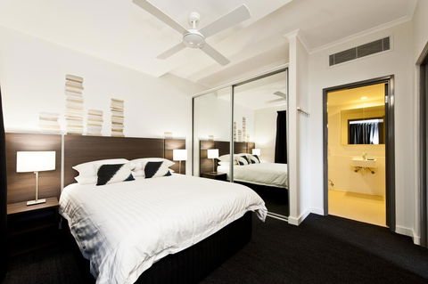 St Catherine\'s On Park - Accommodation Australia 14