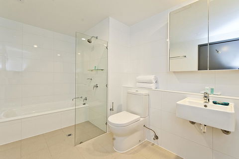 St Catherine\'s On Park - Accommodation Australia 6