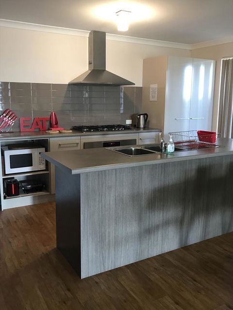 Portree On Sea - Kalbarri - Local Tourism 9