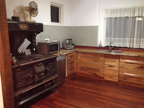 Nannup Bush Retreat - Accommodation Australia 33