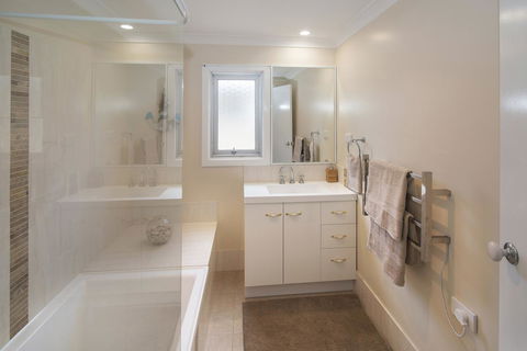 Sea La Vie - Local Tourism 8