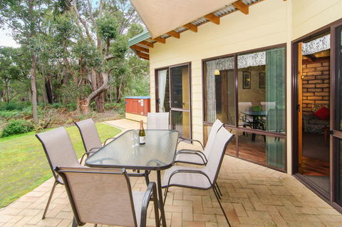 Yelverton Brook Conservation Sanctuary - Accommodation Australia 24