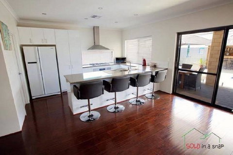 South Yunderup Holiday Rental - Accommodation Australia 5