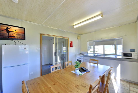 Mandurah Coastal Holiday Park - Accommodation Australia 23