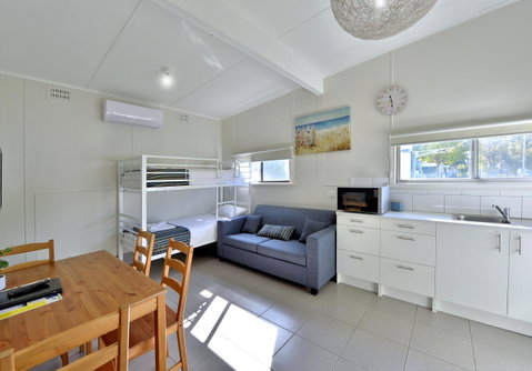 Mandurah Coastal Holiday Park - Accommodation Australia 5
