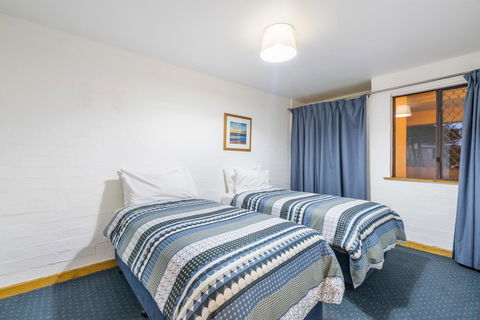 Cottesloe Beach Chalets - Accommodation Australia 40