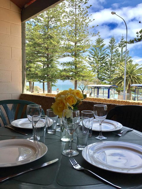 Cottesloe Beach Chalets - Accommodation Australia 1