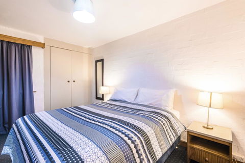 Cottesloe Beach Chalets - Accommodation Australia 28