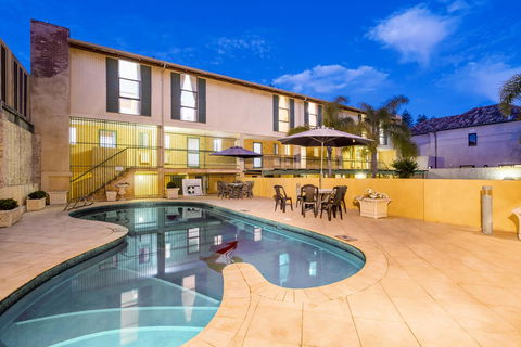 Cottesloe Beach Chalets - Accommodation Australia 11