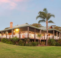 The Farmhouse - Accommodation Australia
