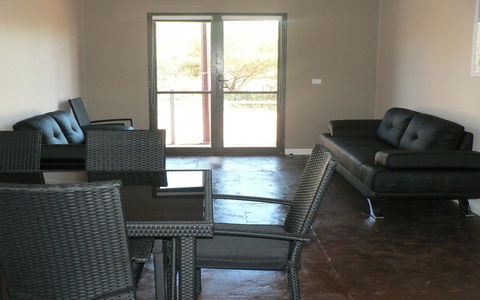Breezes Apartments - Accommodation Australia 10