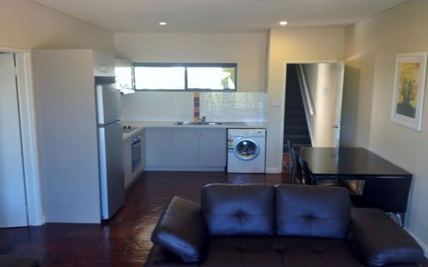 Breezes Apartments - Accommodation Australia 9