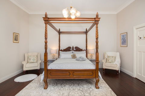 Historic Oakhill House Entire Estate - Accommodation Australia 1