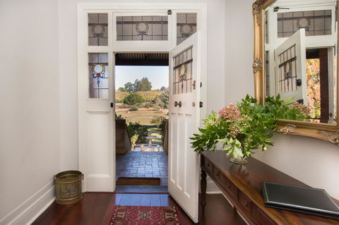 Historic Oakhill House Entire Estate - Accommodation Australia 3