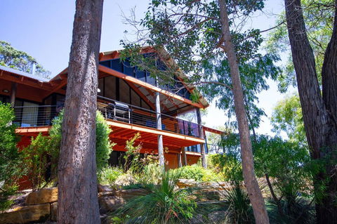 Arum - Close To The Margaret River - Accommodation Australia 4