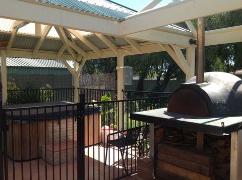 Busselton Guest House - Local Tourism 19