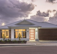 15 Cabot Close - Australia Shopping