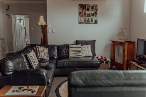 Bluebird Cottage - Local Tourism 17