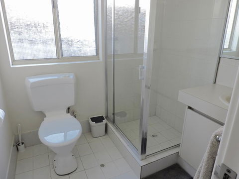 Silver Gull Family Retreat - Accommodation Australia 5