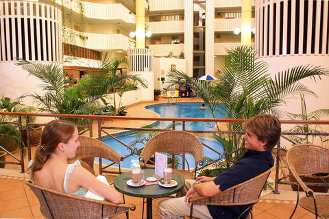 Atrium Hotel Mandurah - Bed n Breakfasts 18