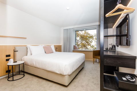 Quay Perth - Accommodation Australia 24