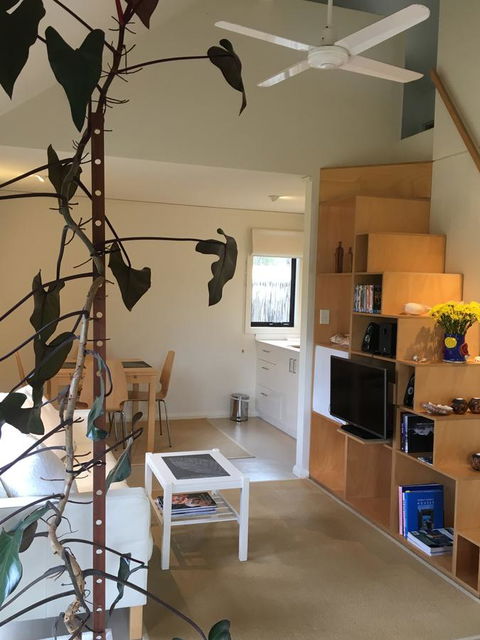 DESIGNER'S STUDIO - Accommodation Australia 18