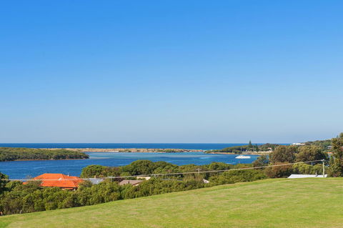 Augusta Hotel Motel - Accommodation Australia 6