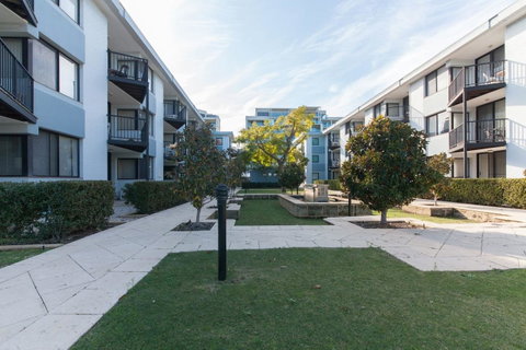 Riverside - Accommodation Australia 13