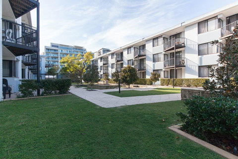 Riverside - Accommodation Australia 12