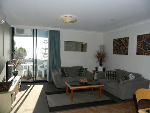 Riverside - Accommodation Australia 9
