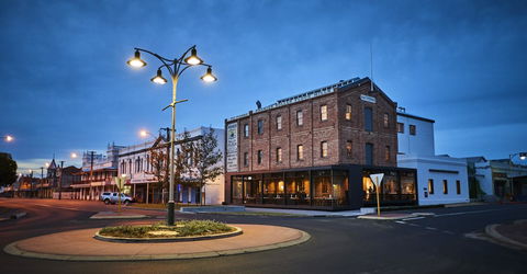 The Premier Mill Hotel - Accommodation Australia 35